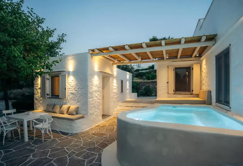 where to stay in Sifnos without a car.